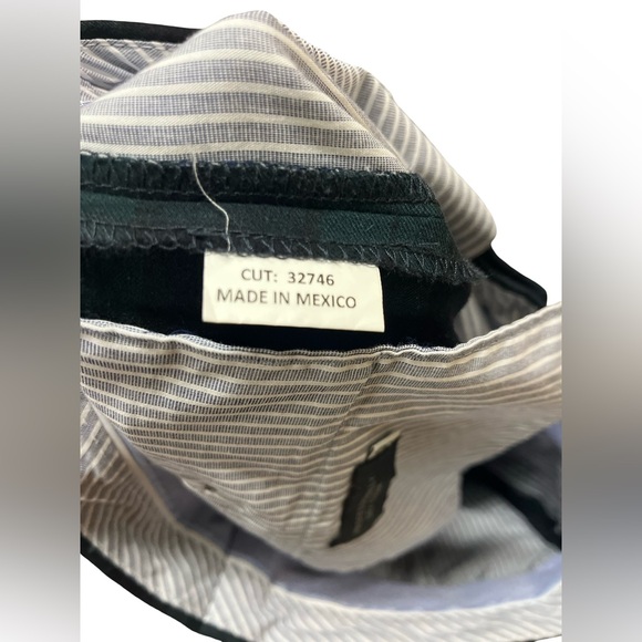 Berle Wool Black Watch Green Tartan Plaid Pleated Front Pants Classic Sz 32” - Picture 11 of 13